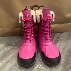 Ugg snow boots